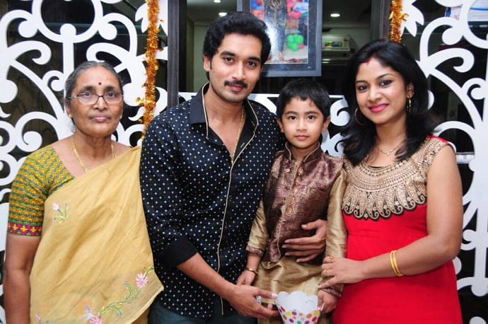 chandramukhi telugu serial cast chandramukhi telugu serial cast