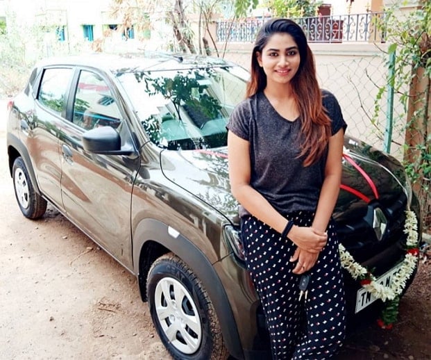 shivani narayanan car