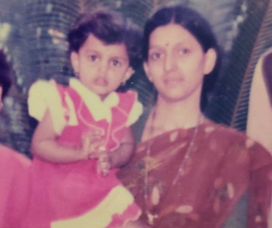 mayuri deshmukh childhood photo