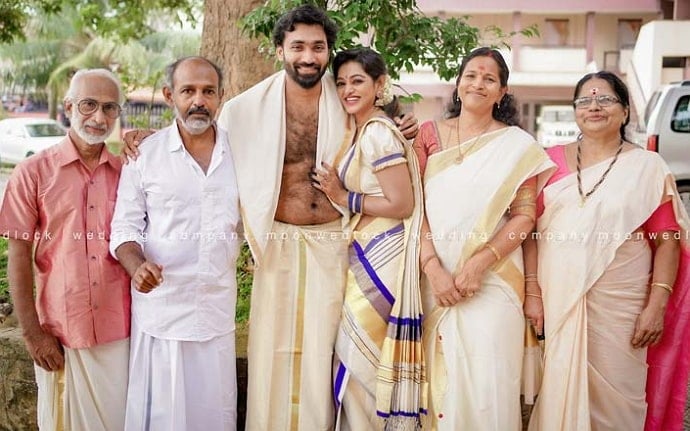 meera anil family