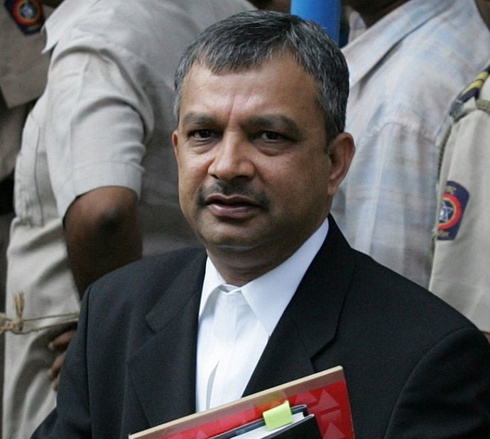 Satish Maneshinde (Lawyer) Wiki, Age, Wife, Family, Fees Structure, Biography & More - TheWikiFeed