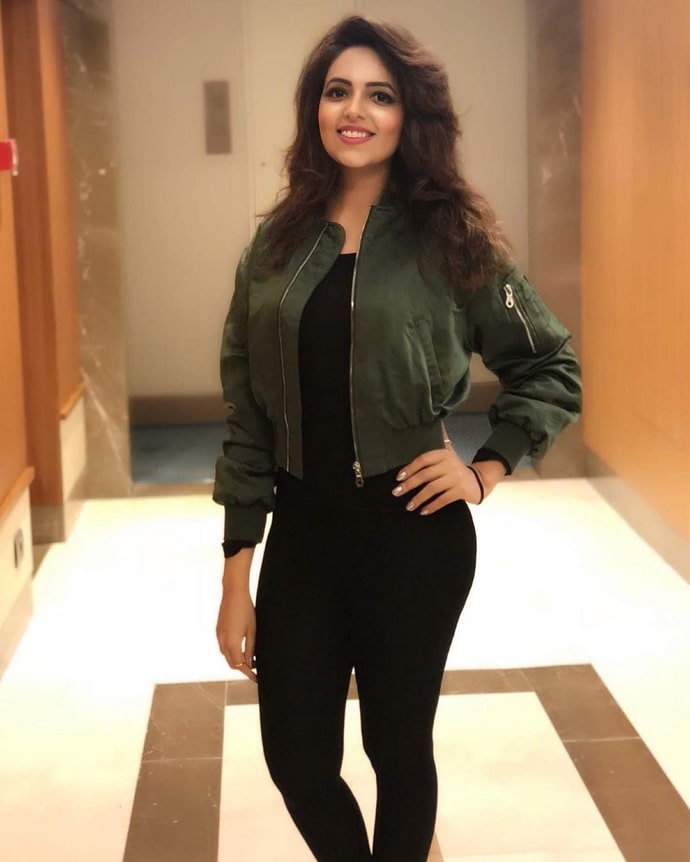 Sugandha Mishra Wiki Age Boyfriend Husband Family Biography More Thewikifeed