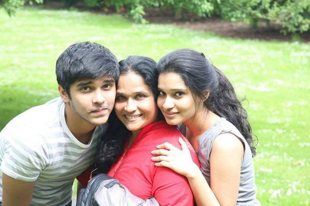 dhruv vikram mother