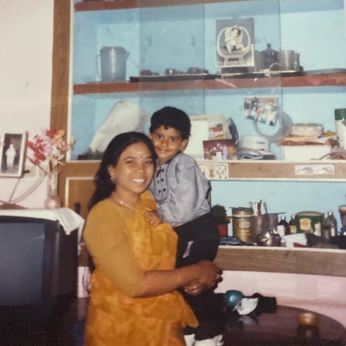 balaji murugadoss mother