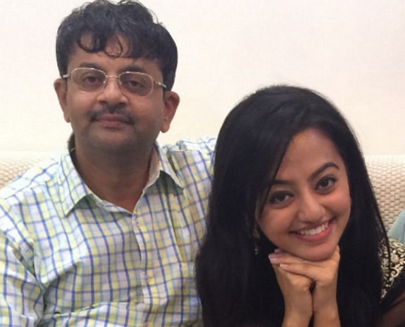 helly shah father