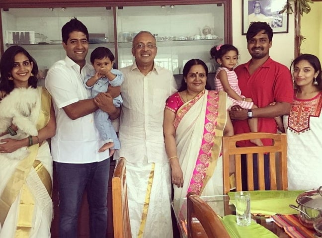 samyuktha karthik family