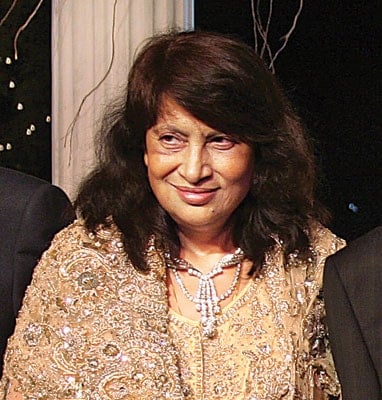 adar poonawalla mother