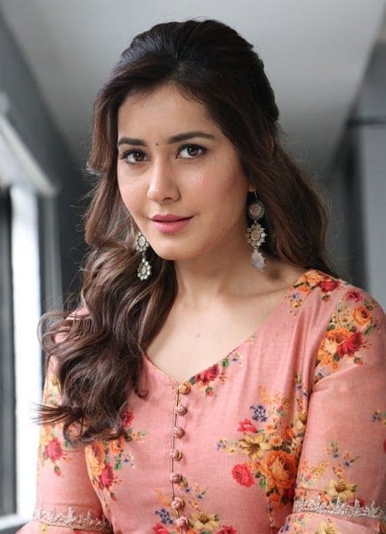 Rashi Khanna Wiki, Age, Boyfriend, Husband, Family, Biography &amp; More -  TheWikiFeed