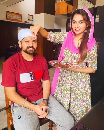 sunakshi sharma brother