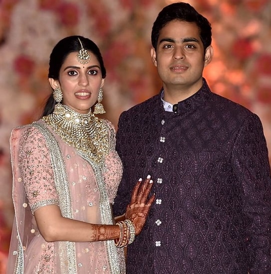 akash ambani wife