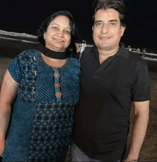 akshita mudgal parents