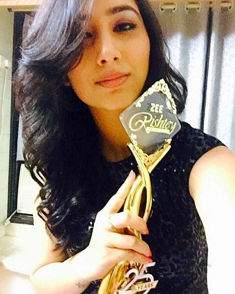 disha parmar award