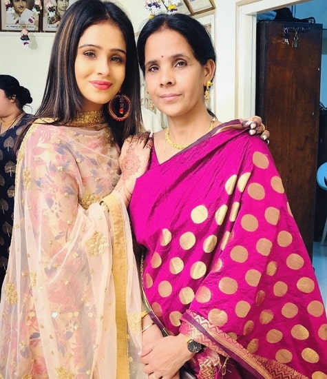 fenil umrigar mother