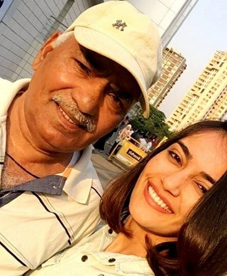 surbhi jyoti father