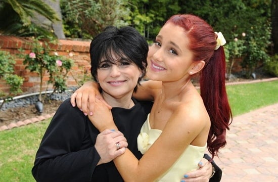 ariana grande mother