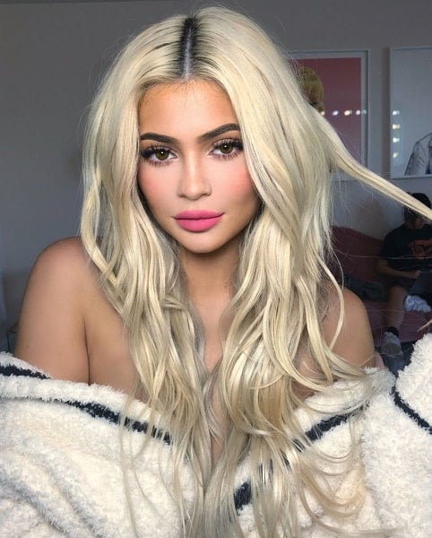 Kylie Jenner Age, Net Worth, Husband, Children, Siblings, Height and