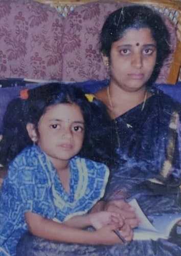 aishwarya rangarajan childhood photo