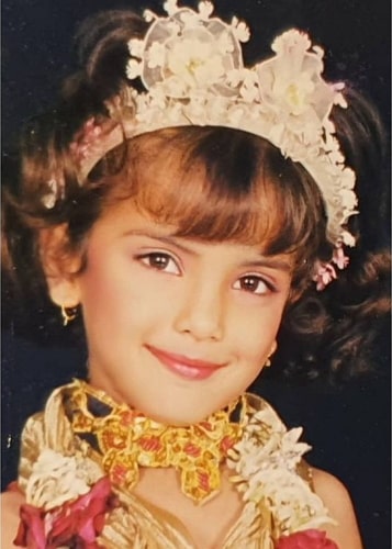 azma fallah childhood photo