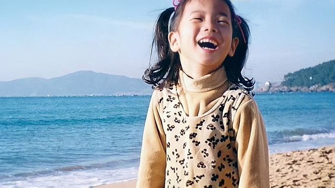 jisoo kim childhood pic