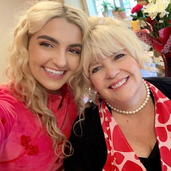 rydel lynch mother