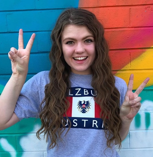 Itsfundy (r) Wiki, Bio, Age, Height, Weight, Girlfriend, Net Worth, Career, Family, Facts - Starsgab