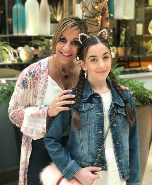 gianina paolantonio with her mother