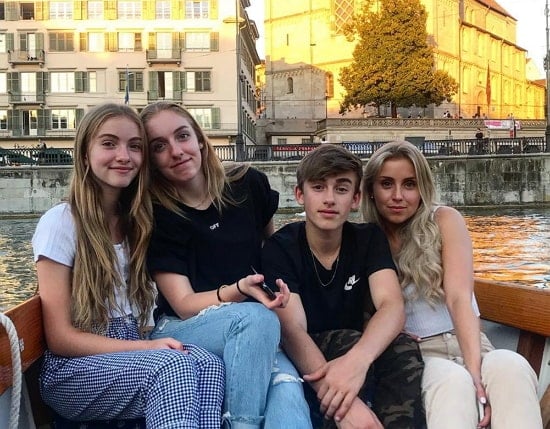 johnny orlando sisters