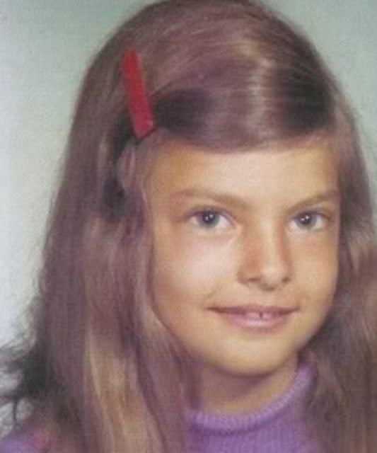 linda evangelista childhood pic