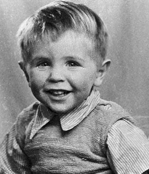 stephen hawking childhood pic