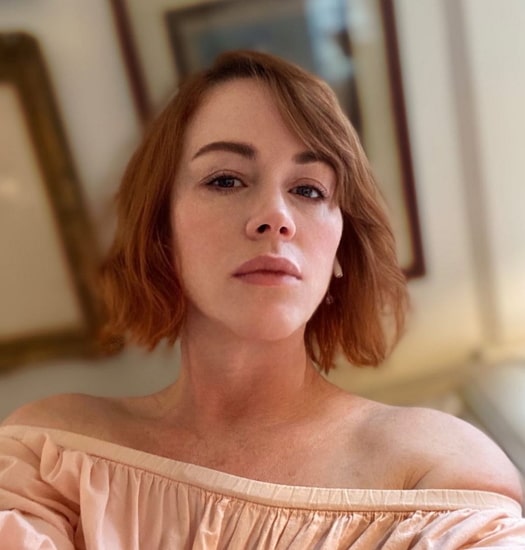 Molly Ringwald Age, Net Worth, Husband, Family, Children and Biography