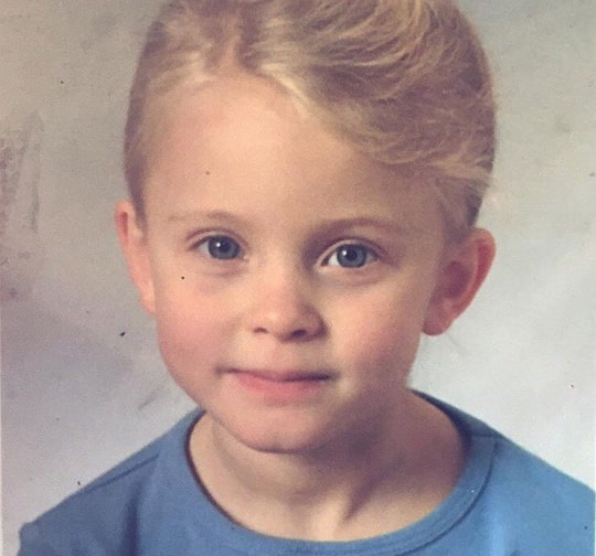 zara larsson childhood pic