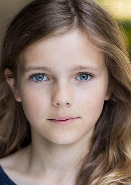 freya allan childhood pic