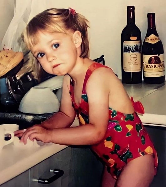 lottie tomlinson childhood pic