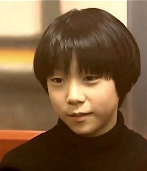 foto de la infancia de yuzuru hanyu