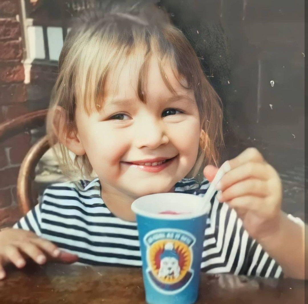 eleanor calder childhood pic