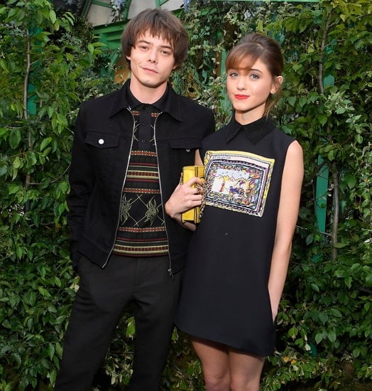 charlie heaton with his Girlfriend (natalia dyer)