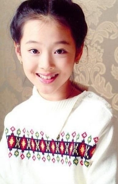 sulli childhood pic