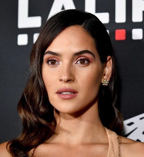 Adria Arjona - Wikipedia