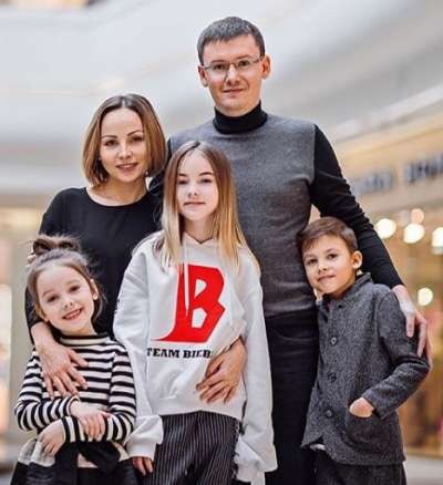 daneliya tuleshova family