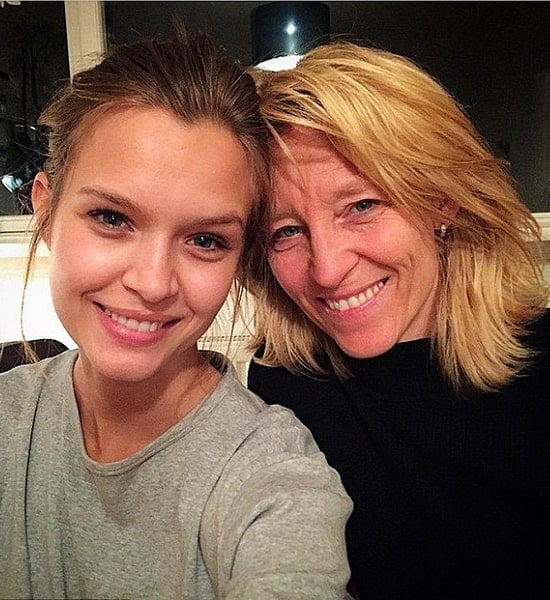 josephine skriver mother