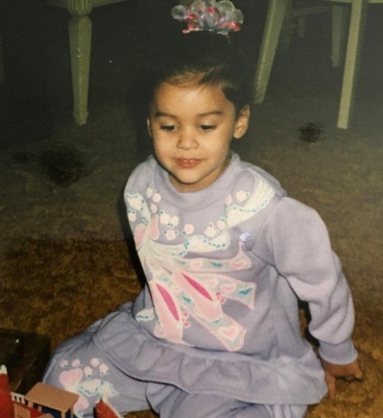 lindsey morgan childhood pic
