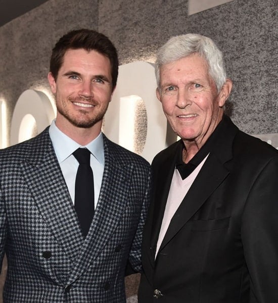 robbie amell father