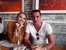 romee strijd father