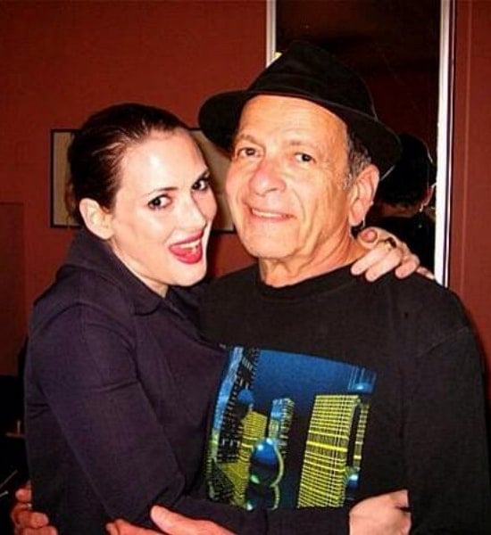 winona ryder father
