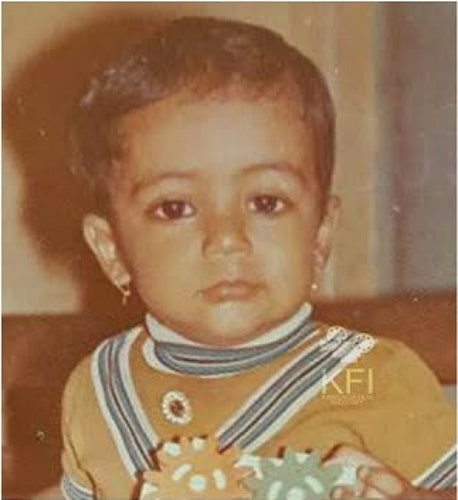 aniruddha jatkar childhood pic