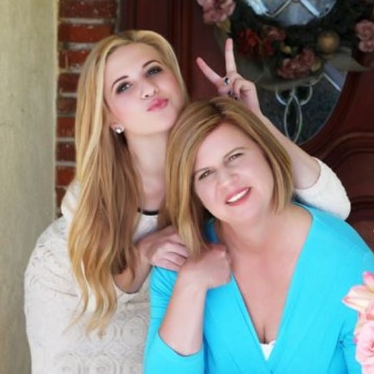 caroline sunshine mother