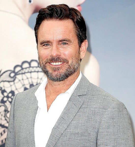 charles esten