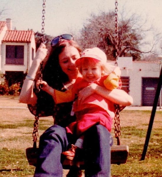 christina aguilera mother