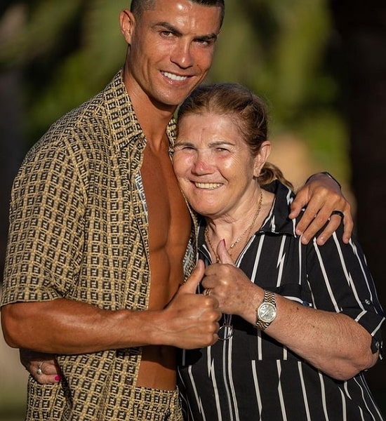 cristiano ronaldo mother