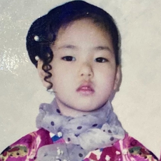 jeon yeo-been childhood pic